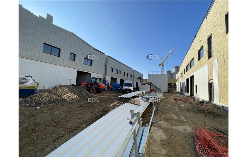 Location d'entrepôt de 2 246 m² à Osny - 95520 photo - 1
