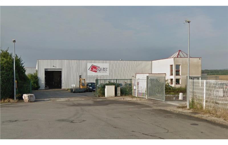 Location d'entrepôt de 2 500 m² à Ouges - 21600 photo - 1