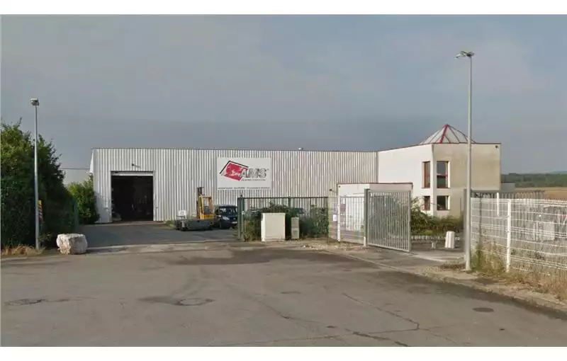 Location d'entrepôt de 2500 m² à Ouges - 21600
