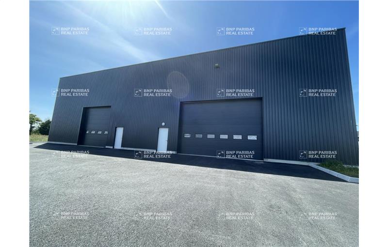 Location d'entrepôt de 700 m² à Pacé - 35740 photo - 1