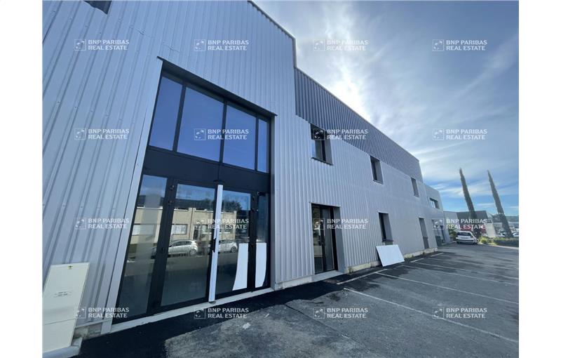 Location d'entrepôt de 430 m² à Pacé - 35740 photo - 1