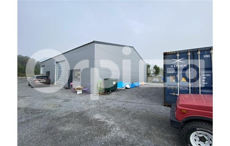 Location d'entrepôt de 375 m² à Parentis-en-Born - 40160 photo - 1