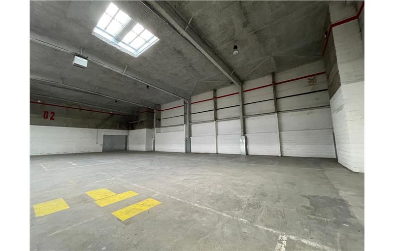 Location d'entrepôt de 4 000 m² à Paris 12 - 75012 photo - 1