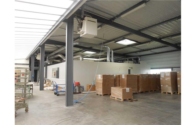 Location d'entrepôt de 2 100 m² à Proville - 59267 photo - 1
