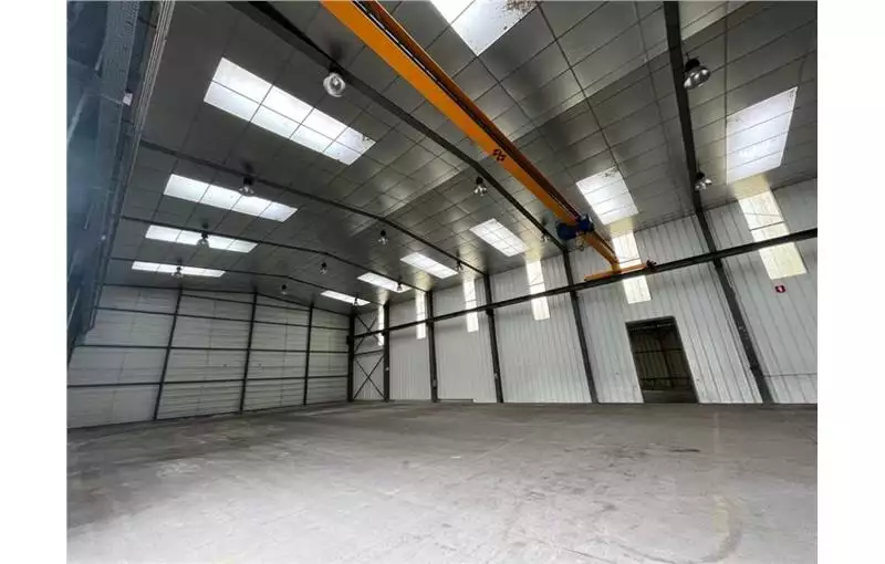 Location d'entrepôt de 1332 m² à Rennes - 35000