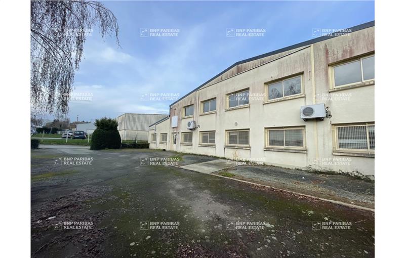 Location d'entrepôt de 830 m² à Rennes - 35000 photo - 1