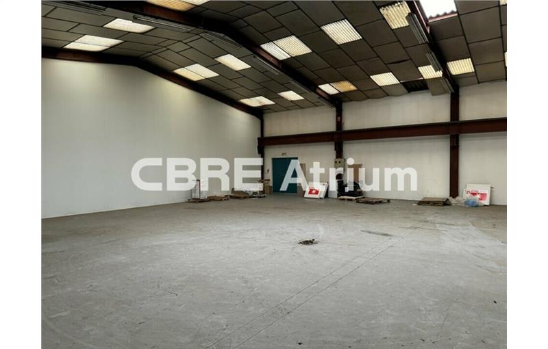Location d'entrepôt de 236 m² à Romagnat - 63540 photo - 1