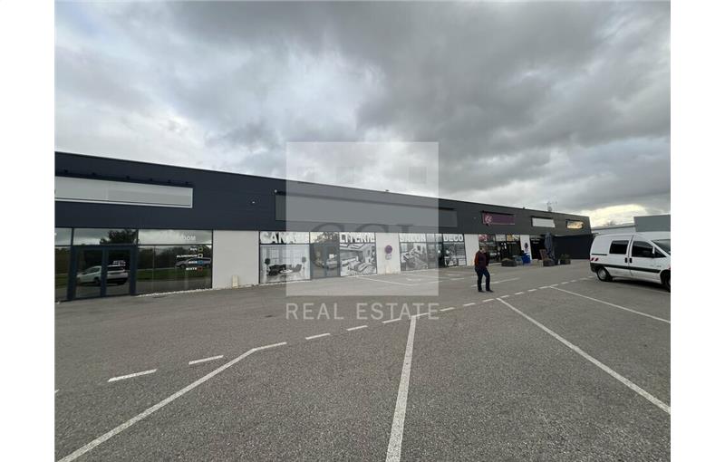 Location d'entrepôt de 400 m² à Roussillon - 38150 photo - 1