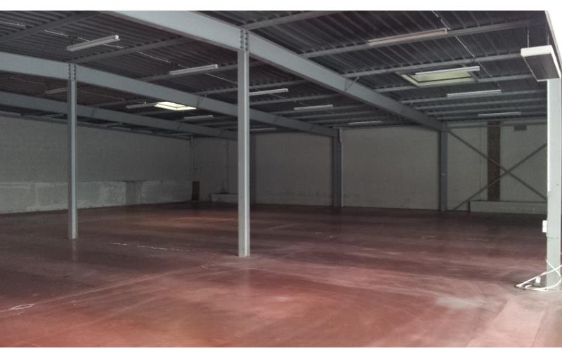 Location d'entrepôt de 400 m² à Saint-Brieuc - 22000 photo - 1