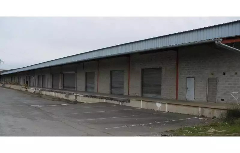 Location d'entrepôt de 1000 m² à Saint-Gelais - 79410