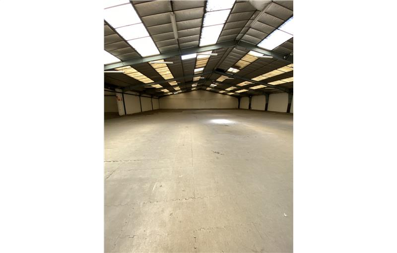Location d'entrepôt de 1 160 m² à Saint-Herblain - 44800 photo - 1