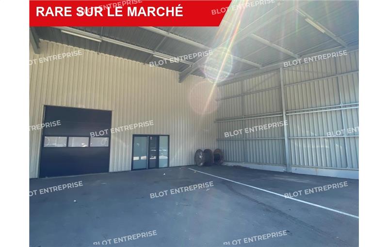 Location d'entrepôt de 138 m² à Saint-Herblain - 44800 photo - 1