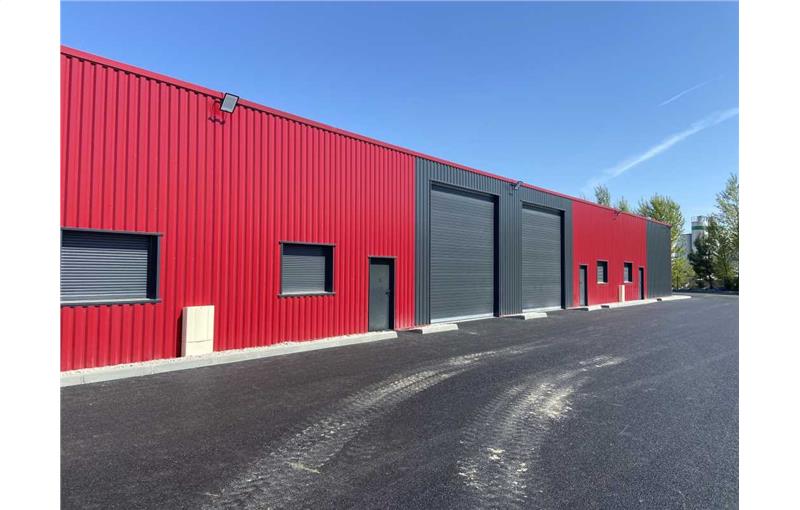 Location d'entrepôt de 630 m² à Saint-Jean-d'Illac - 33127 photo - 1