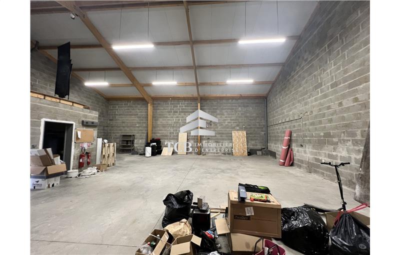 Location d'entrepôt de 200 m² à Saint-Lambert-la-Potherie - 49070 photo - 1