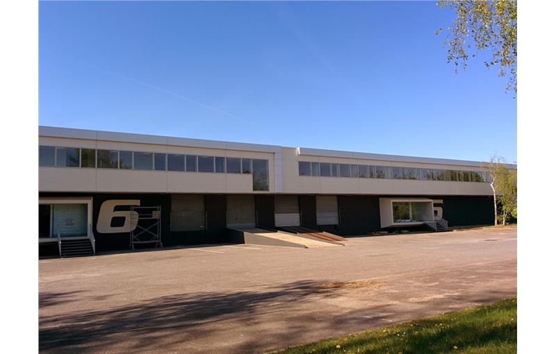 Location d'entrepôt de 954 m² à Saint-Ouen-l'Aumône - 95310 photo - 1