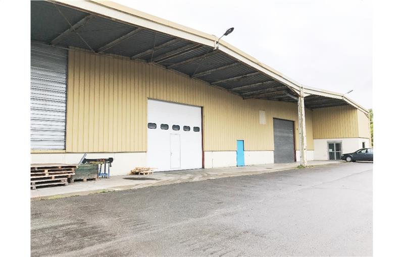 Location d'entrepôt de 1 500 m² à Saint-Ouen-l'Aumône - 95310 photo - 1