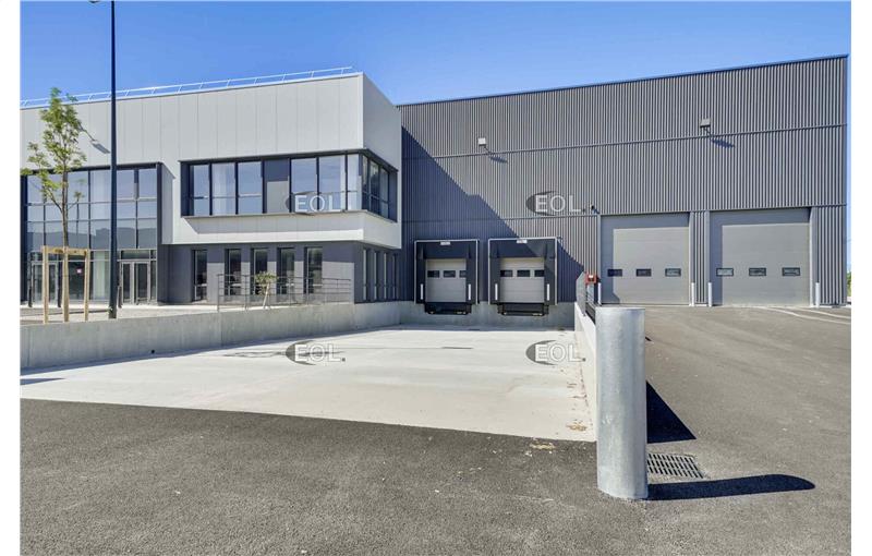 Location d'entrepôt de 1 292 m² à Saint-Priest - 69800 photo - 1