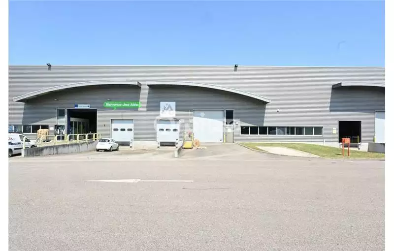 Location d'entrepôt de 587 m² à Saint-Priest - 69800