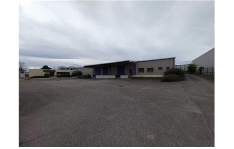 Location d'entrepôt de 2 924 m² à Saint-Quentin-Fallavier - 38070 photo - 1