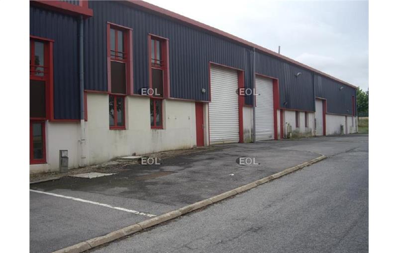 Location d'entrepôt de 1 872 m² à Saint-Soupplets - 77165 photo - 1