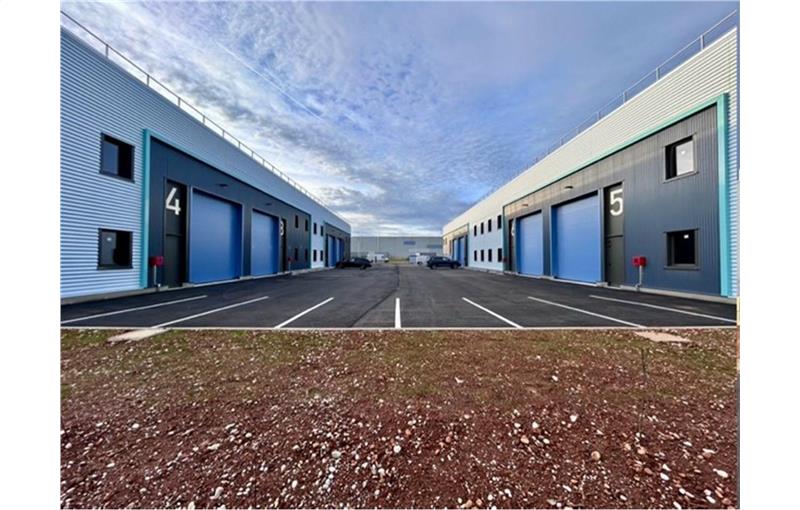 Location d'entrepôt de 1 765 m² à Saint-Vulbas - 01150 photo - 1