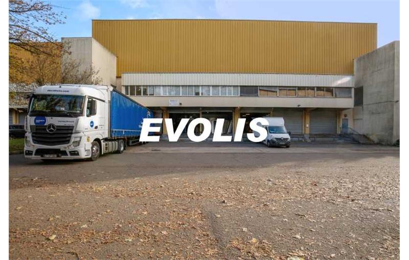 Location d'entrepôt de 1 700 m² à Sarcelles - 95200 photo - 1