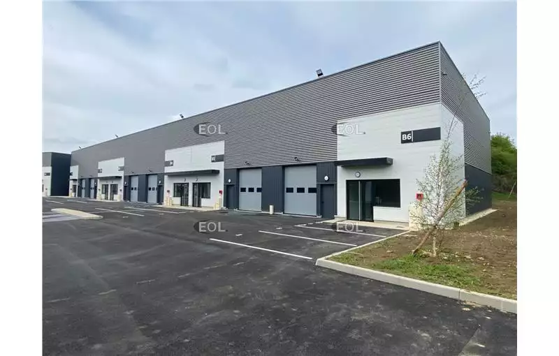 Location d'entrepôt de 220 m² à Savigny-le-Temple - 77176