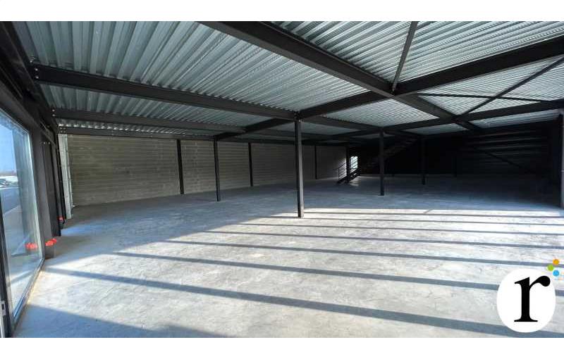 Location d'entrepôt de 1 297 m² à Sin-le-Noble - 59450 photo - 1