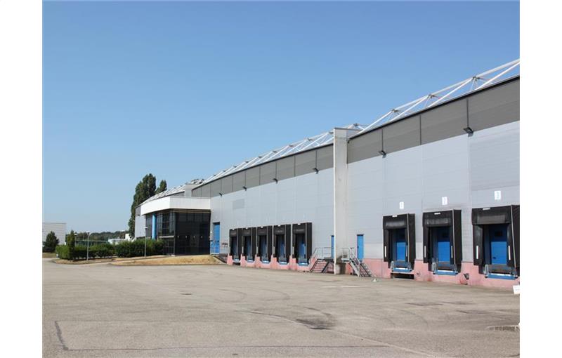 Location d'entrepôt de 10 602 m² à Strasbourg - 67000 photo - 1
