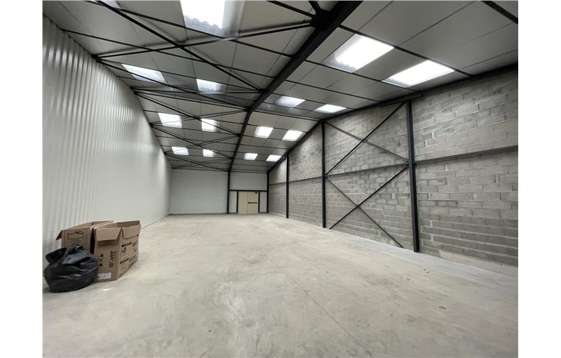 Location d'entrepôt de 205 m² à Thouaré-sur-Loire - 44470 photo - 1