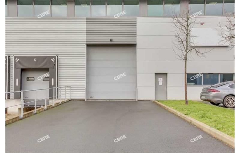 Location d'entrepôt de 1 252 m² à Tigery - 91250 photo - 1