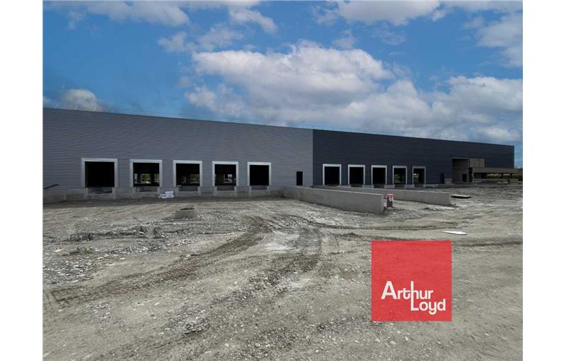 Location d'entrepôt de 6 714 m² à Toulouse - 31000 photo - 1