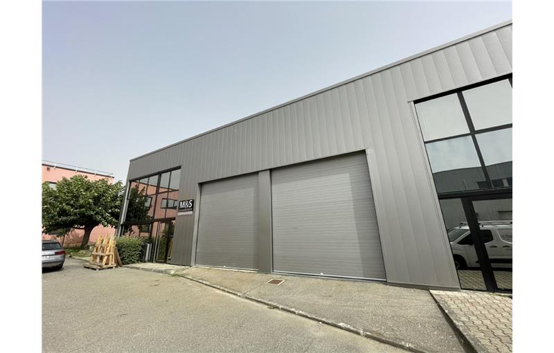 Location d'entrepôt de 900 m² à Toulouse - 31000 photo - 1