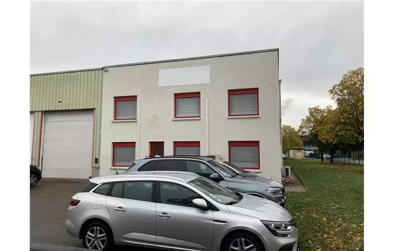 Location d'entrepôt de 416 m² à Vénissieux - 69200