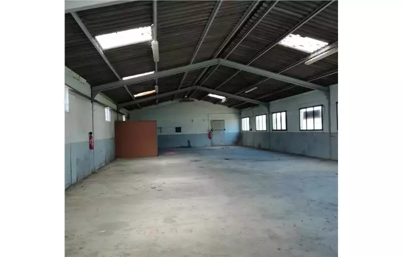 Location d'entrepôt de 240 m² à Venizy - 89210