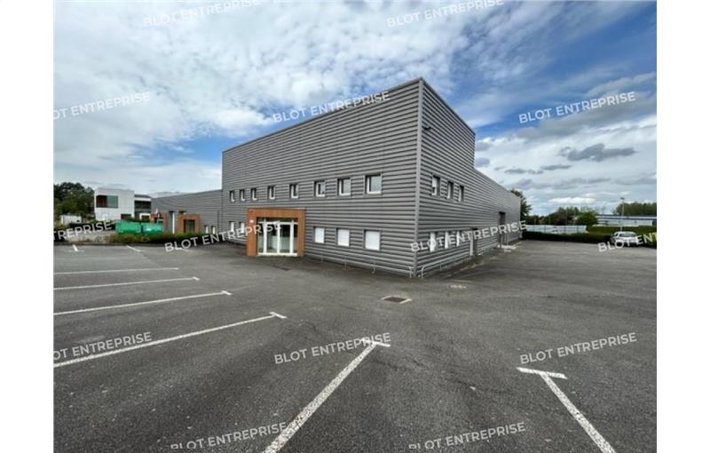 Location d'entrepôt de 850 m² à Vern-sur-Seiche - 35770 photo - 1