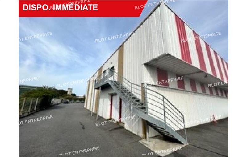 Location d'entrepôt de 850 m² à Vezin-le-Coquet - 35132 photo - 1