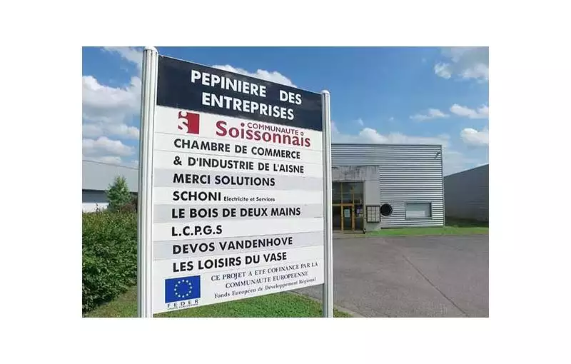 Location d'entrepôt de 576 m² à Villeneuve-Saint-Germain - 02200