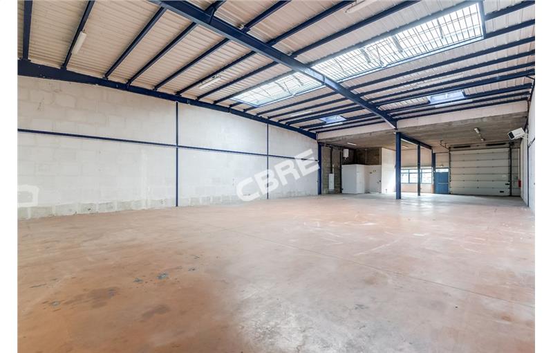 Location d'entrepôt de 257 m² à Villepinte - 93420 photo - 1