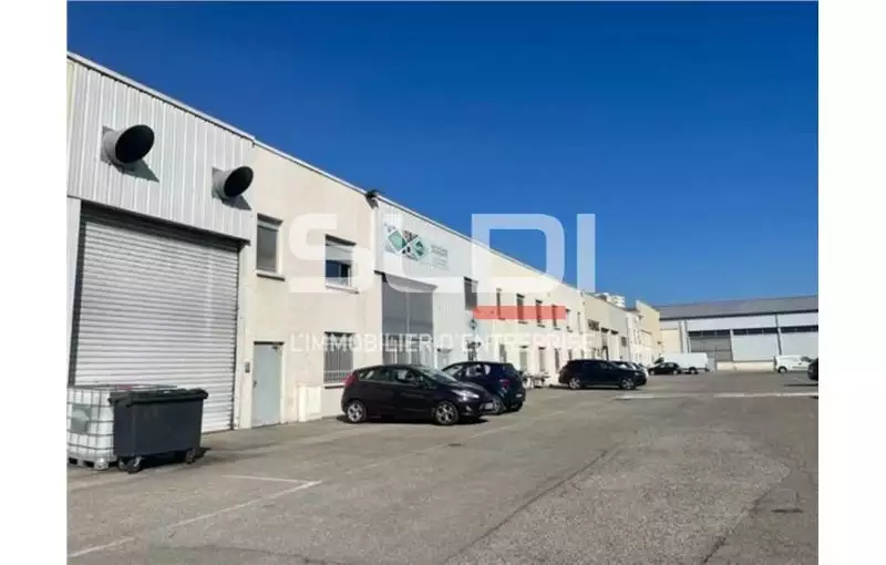 Location d'entrepôt de 277 m² à Villeurbanne - 69100