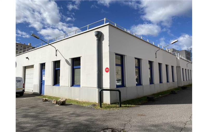 Location d'entrepôt de 249 m² à Villeurbanne - 69100 photo - 1