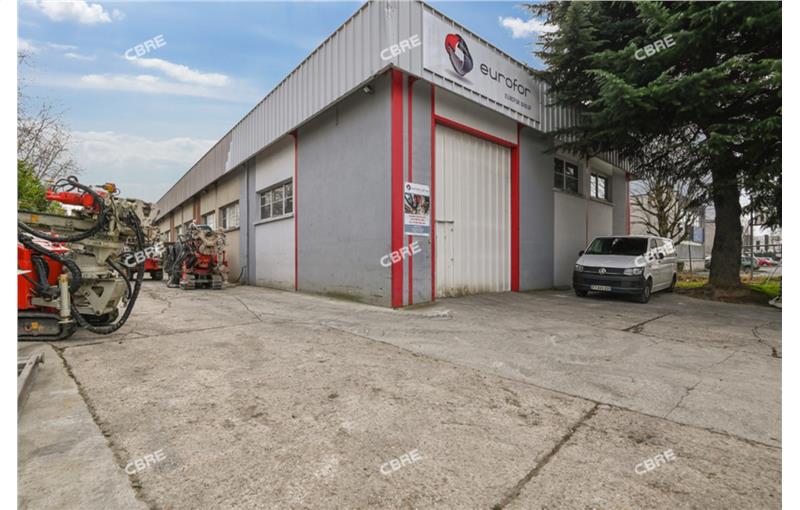 Location d'entrepôt de 896 m² à Wissous - 91320 photo - 1