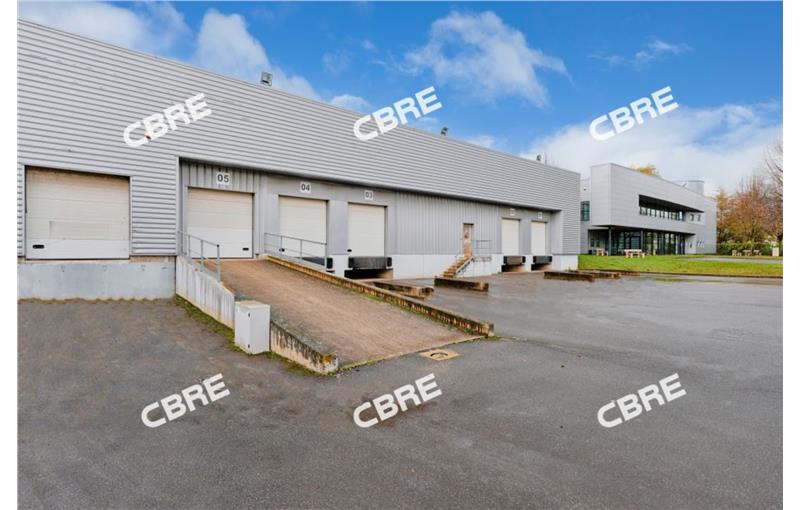 Location d'entrepôt de 8 047 m² à Wissous - 91320 photo - 1