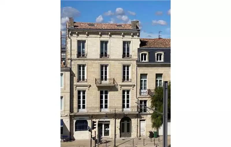 Achat de bureau de 208 m² à Bordeaux - 33000