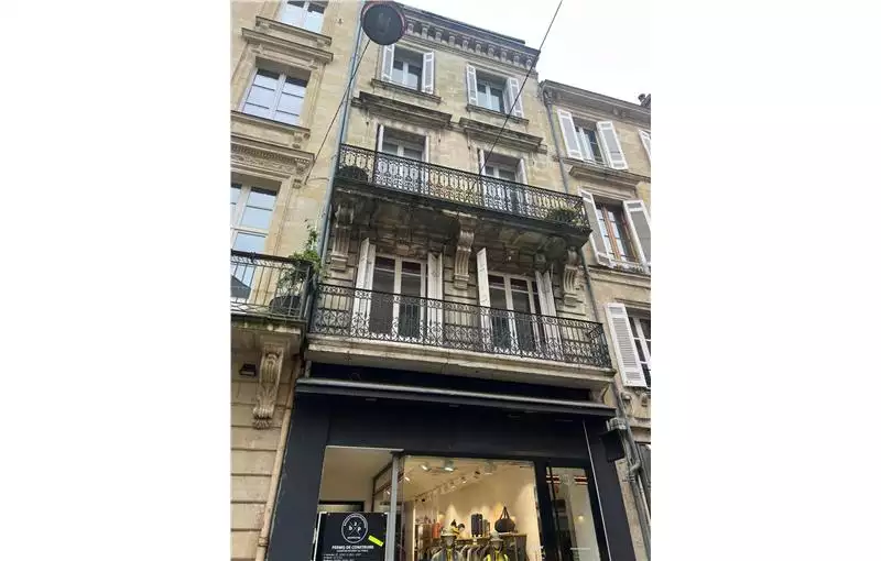 Vente de bureau de 90 m² à Bordeaux - 33000