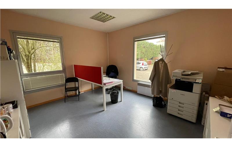 Bureau en vente de 174 m² à Bourg-en-Bresse - 01000 photo - 1