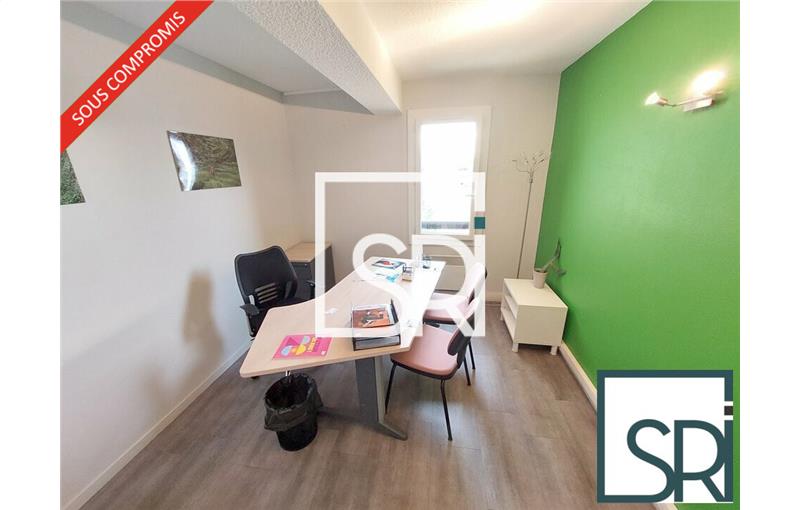 Bureau à acheter de 130 m² à Chamalières - 63400 photo - 1