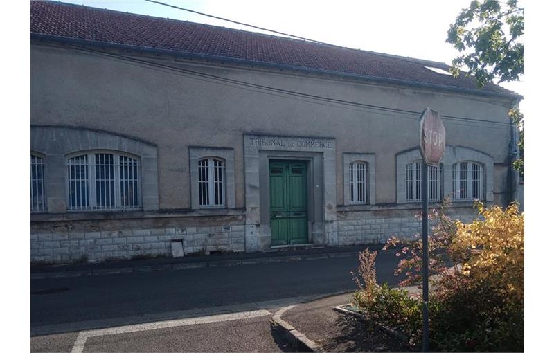 Vente de bureau de 1 400 m² à Cognac - 16100 photo - 1