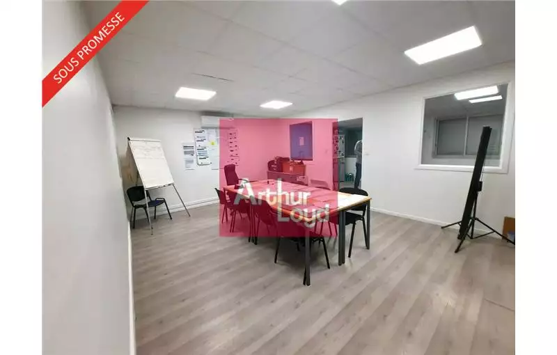 Bureau à vendre de 172 m² à Cournon-d'Auvergne - 63800
