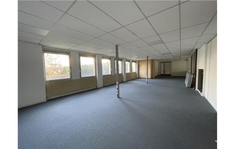 Bureau à vendre de 356 m² à Évreux - 27000 photo - 1